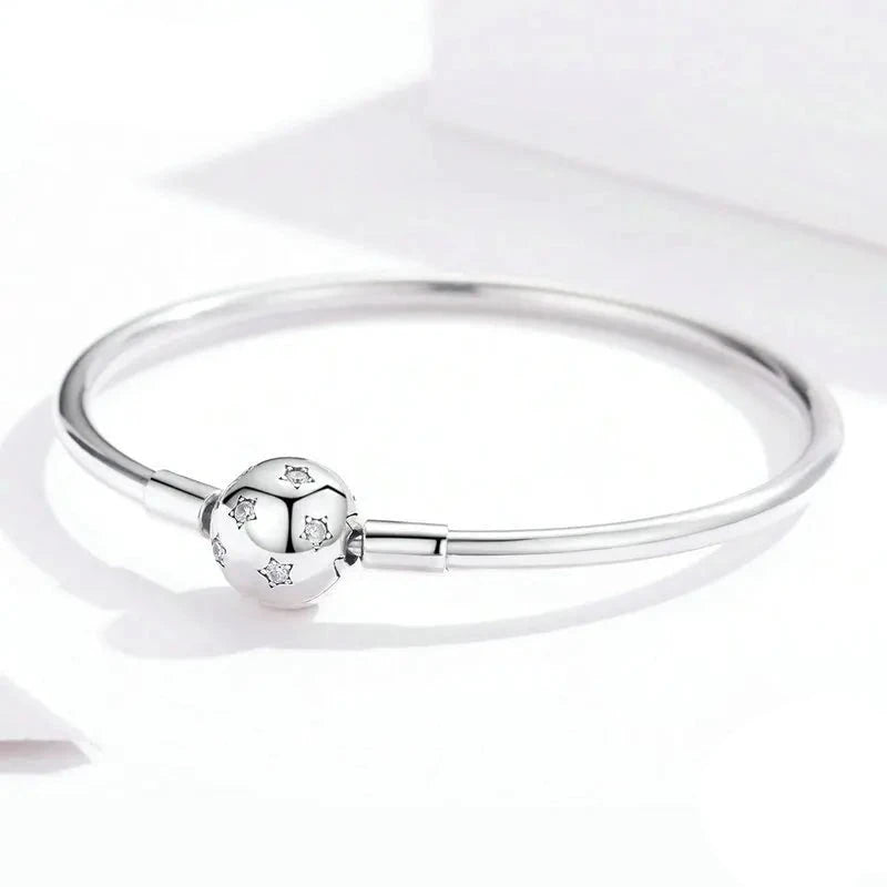 Sparkling Zircon