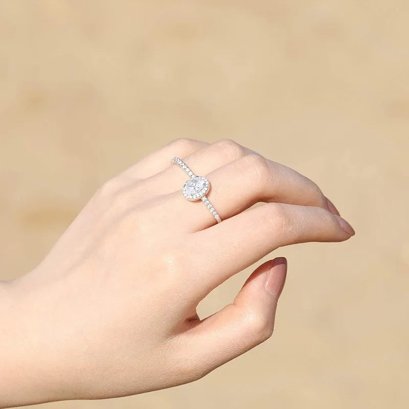 The sparkling  Oval