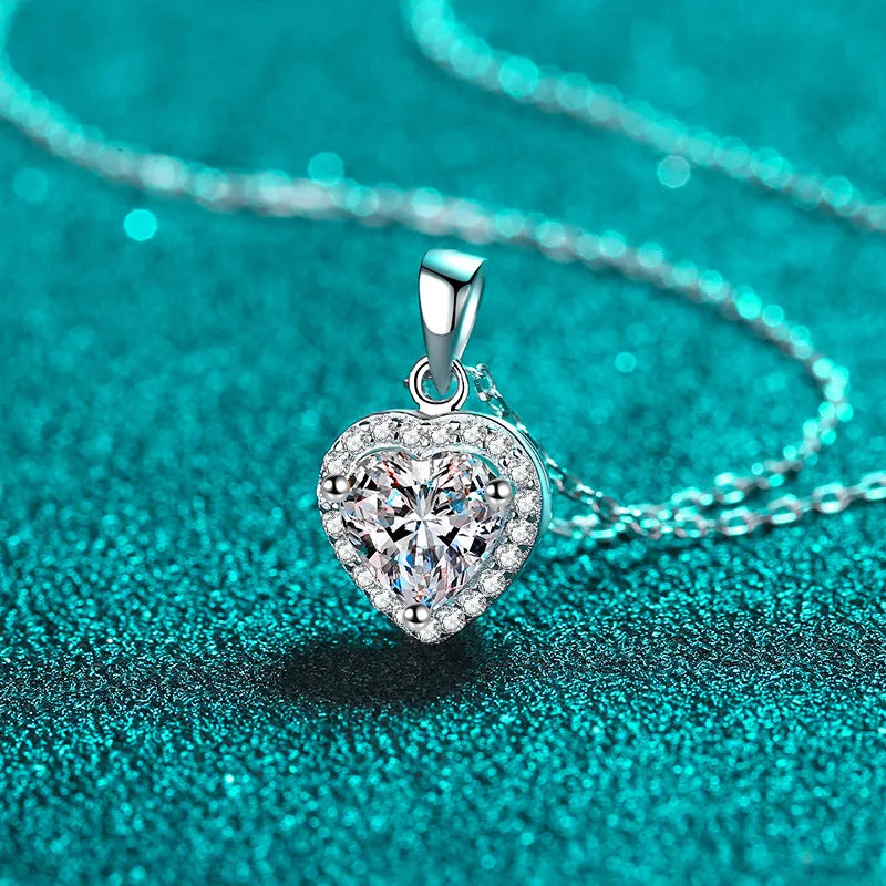 Heart Cut Moissanite