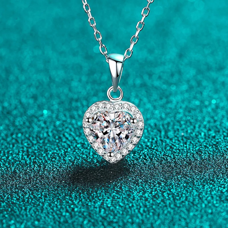 Heart Cut Moissanite